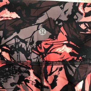 lululemon athletica Pants - Lululemon High Times 7/8 leggings sz: 4 lululemon athletica Pants - Lululemon High Times 7/8 leggings sz: 4